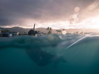Researchers have developed the first smartphone underwater messaging app to facilitate subsurface communications